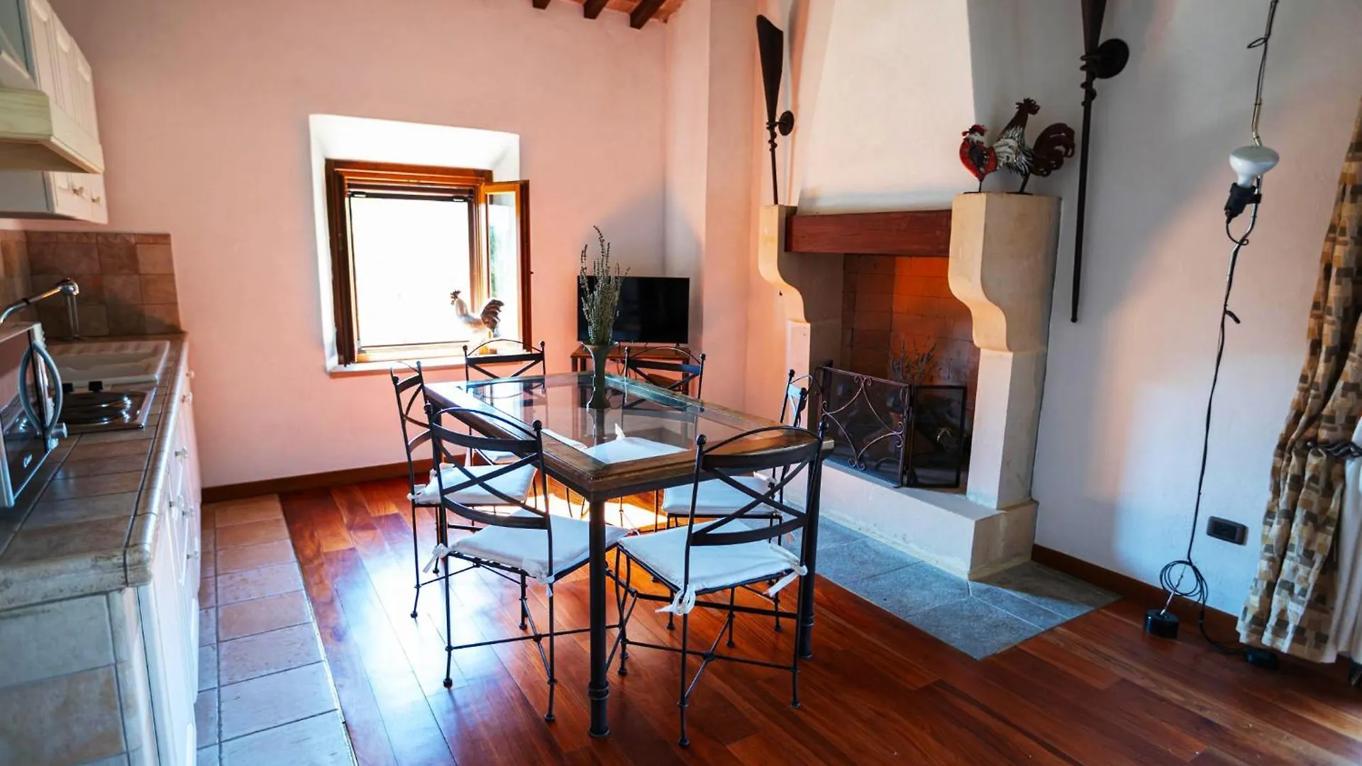 Farm stay Agriturismo Aia Leccioni Micciano Italy
