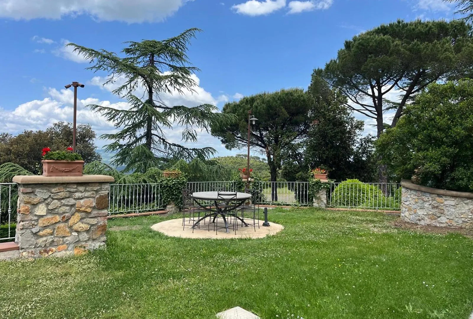 Farm stay Agriturismo Aia Leccioni Micciano Italy