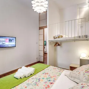  Appartement Elegant Behind The Colosseum Italie
